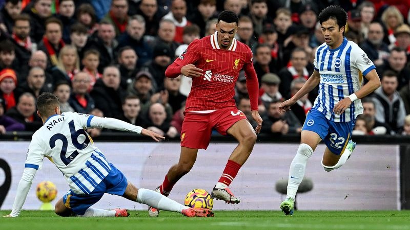 Liverpool, Já Campeão, Leva Virada do Brighton no Campeonato Inglês