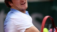 João Fonseca: gênio ou hype? Brasileiro de 18 anos divide opiniões em Roland Garros
