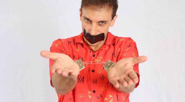 8 Anos de Prisão por Humor: O Fim da Comédia no Brasil?